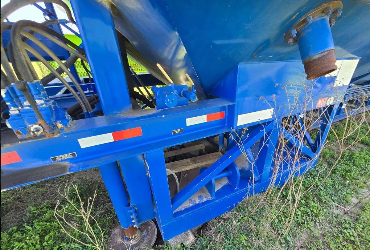 Used 2012 APPCO FS-40 T/A SAND HOG