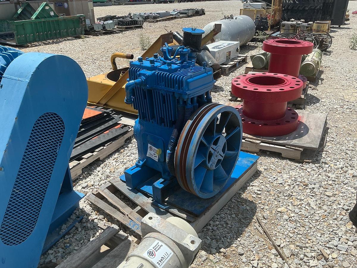 Used Air Compressor LS22