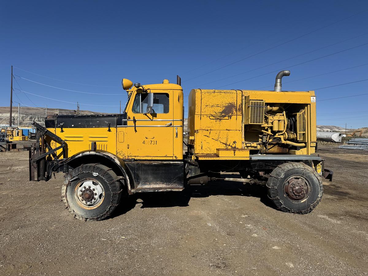 Used OSHKOSH W-1700-15-CR