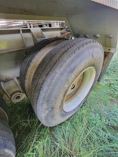 Used 2010 Appco Sand King FS-40 Portable Transfer Trailer