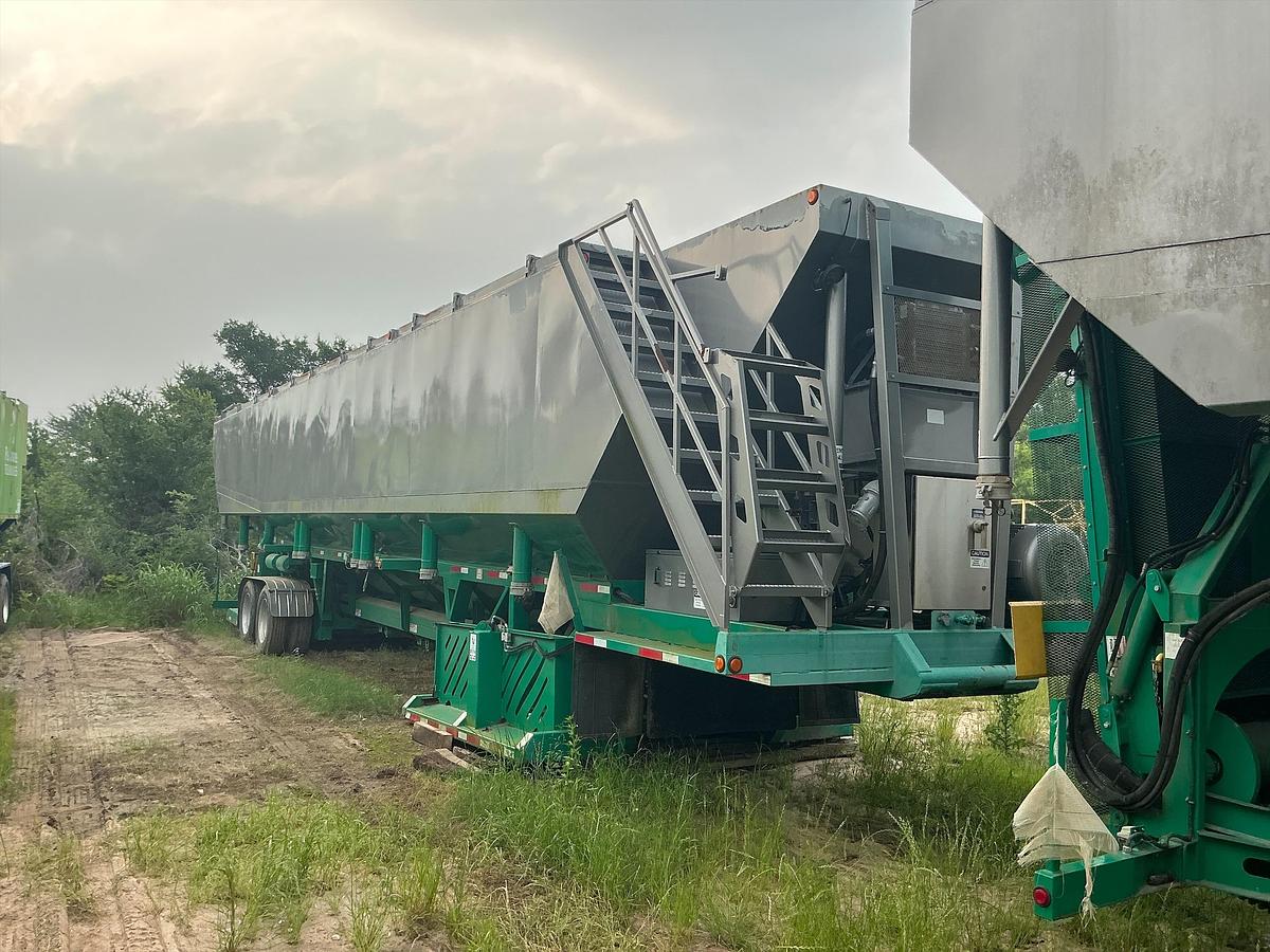 Used 2013 Charlton & Hill ESH-1701 T/A Sand Hogg Trailer