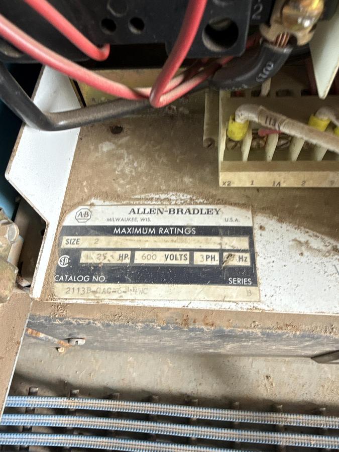 Used ALLEN BRADLEY 600 volts breaker 60 HZ 100hp