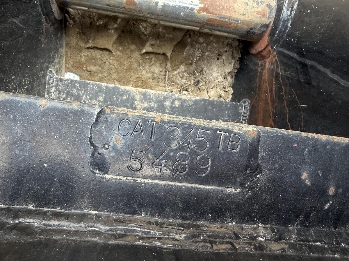 Used Concrete Pulverizer UFC 210