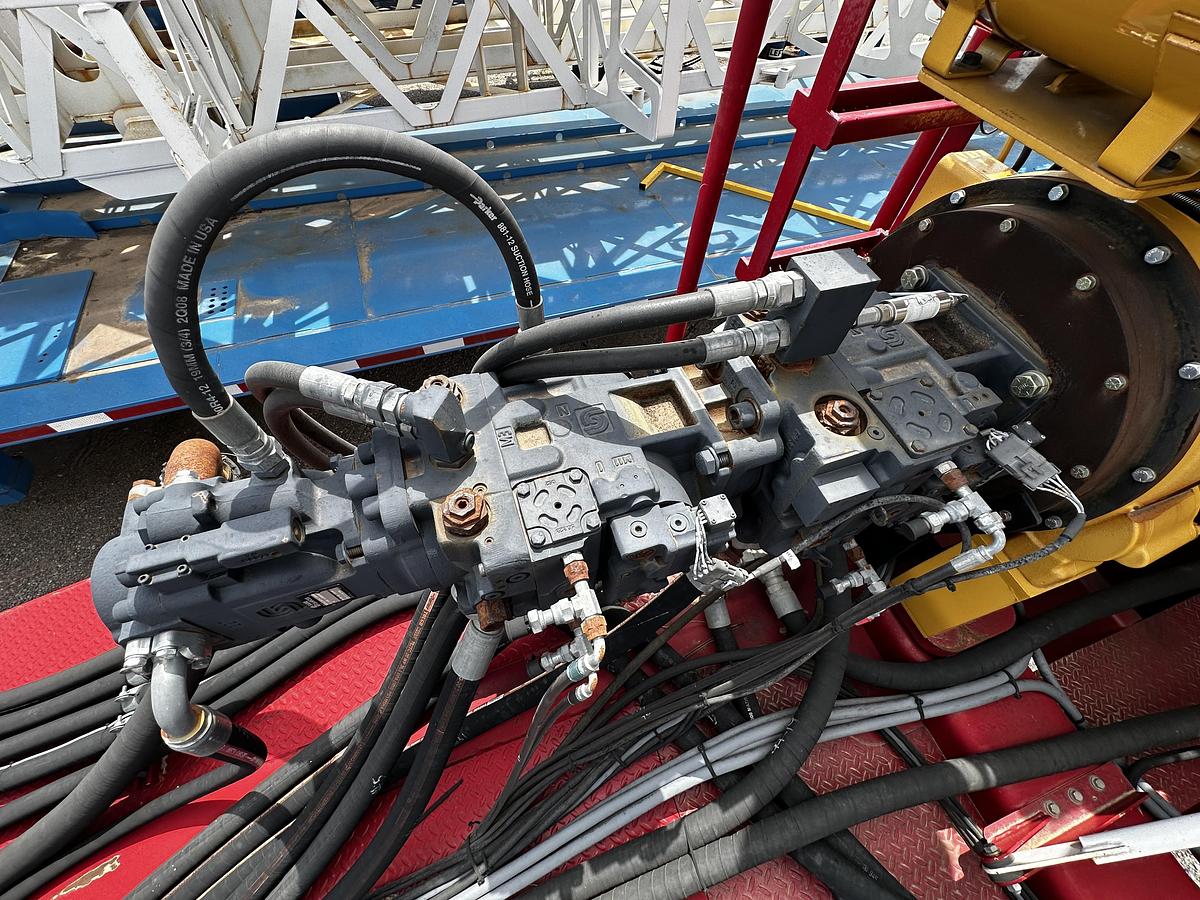 2010 Gefco / American Augers VR-330 Drill Rig