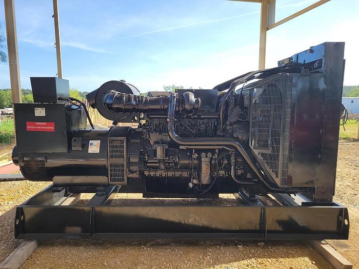 Used Perkins Diesel 500KW Taylor Gen Set Skidded