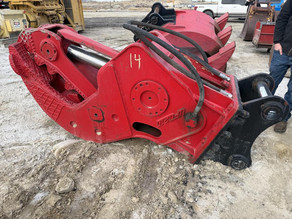 Used Concrete Pulverizer UFC 210