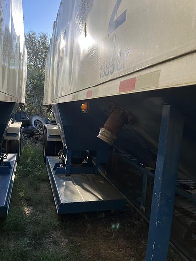 Used 2012 APPCO Sand King FS-40 Portable Transfer Trailer