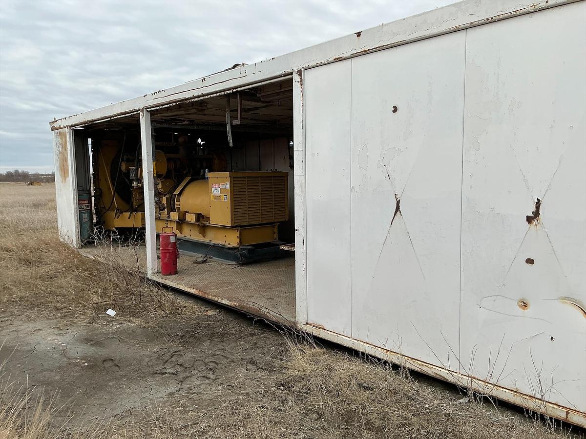 Used Cat Generator, Skid, (With Air Compressors)