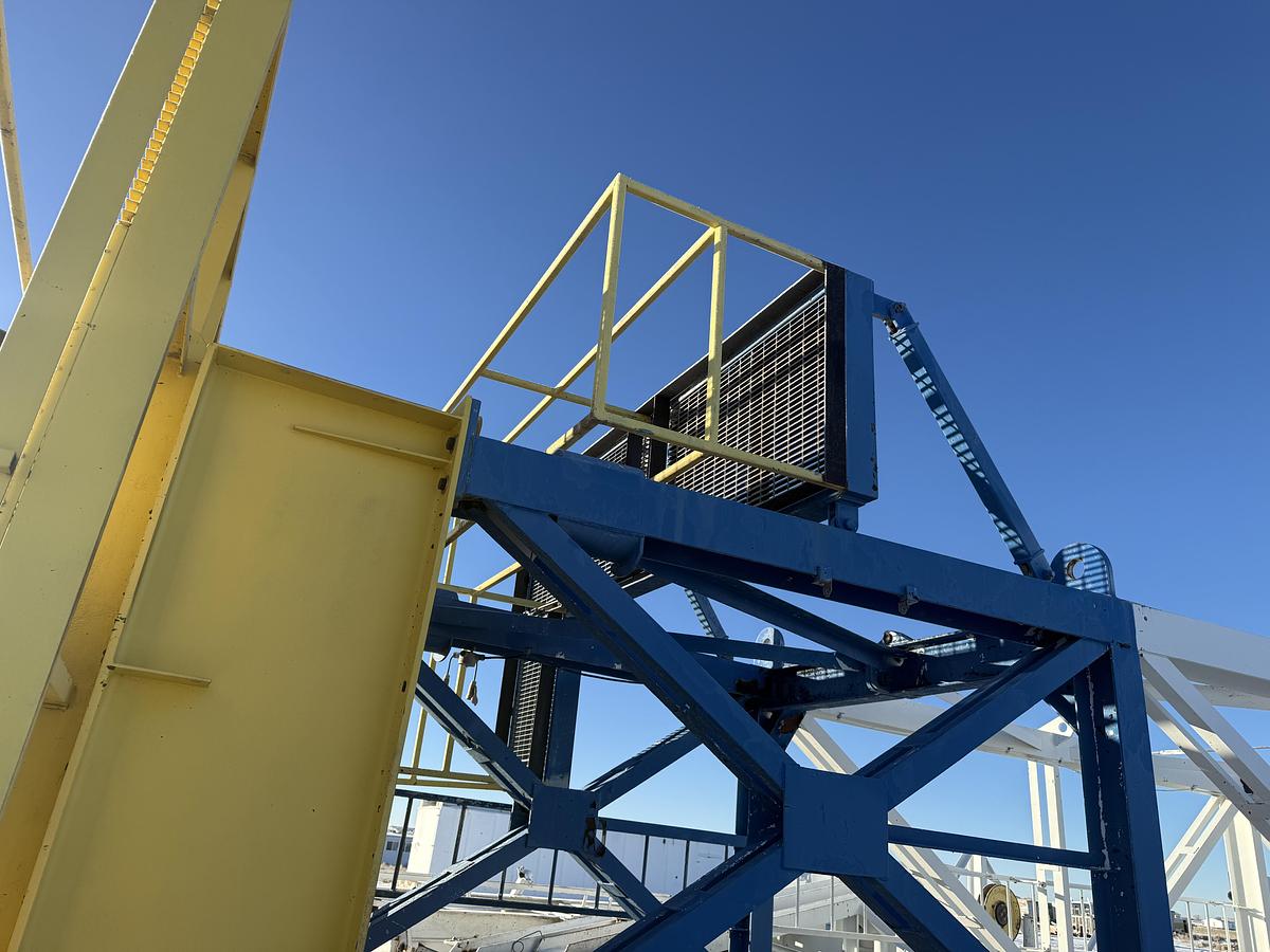 Used Lee C Moore Million lb. Mast