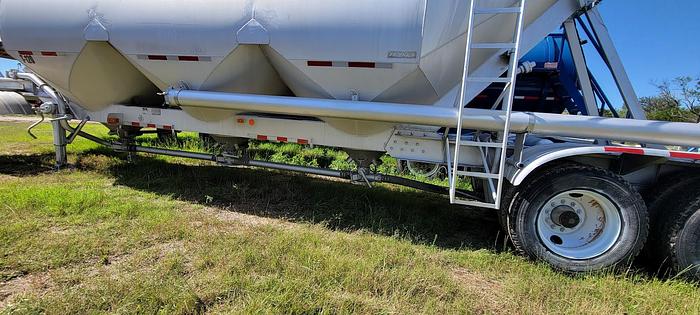 Used 1984 Fruehauf Corporation Cementer