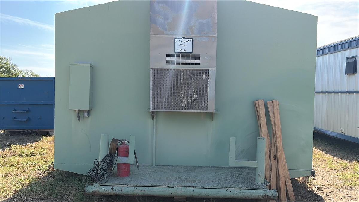 Used Crew House, Man Camp