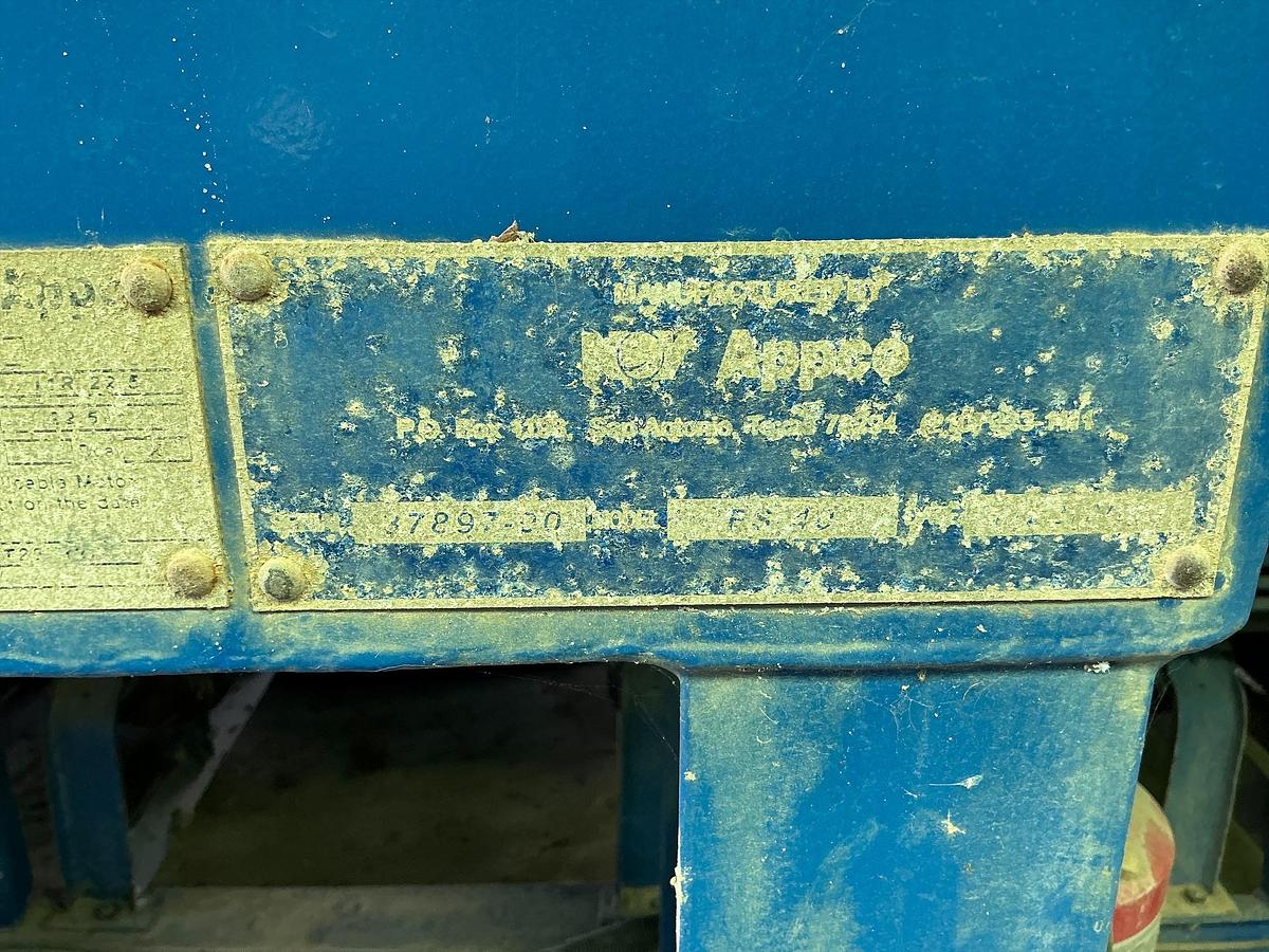 Used 2012 APPCO FS-40 T/A SAND HOG TRAILER