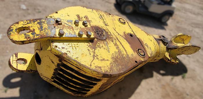 Used GARDNER DENVER 300 TON 5-SHEAVE TRAVELING BLOCK W/BJ UNIMATIC HOOK