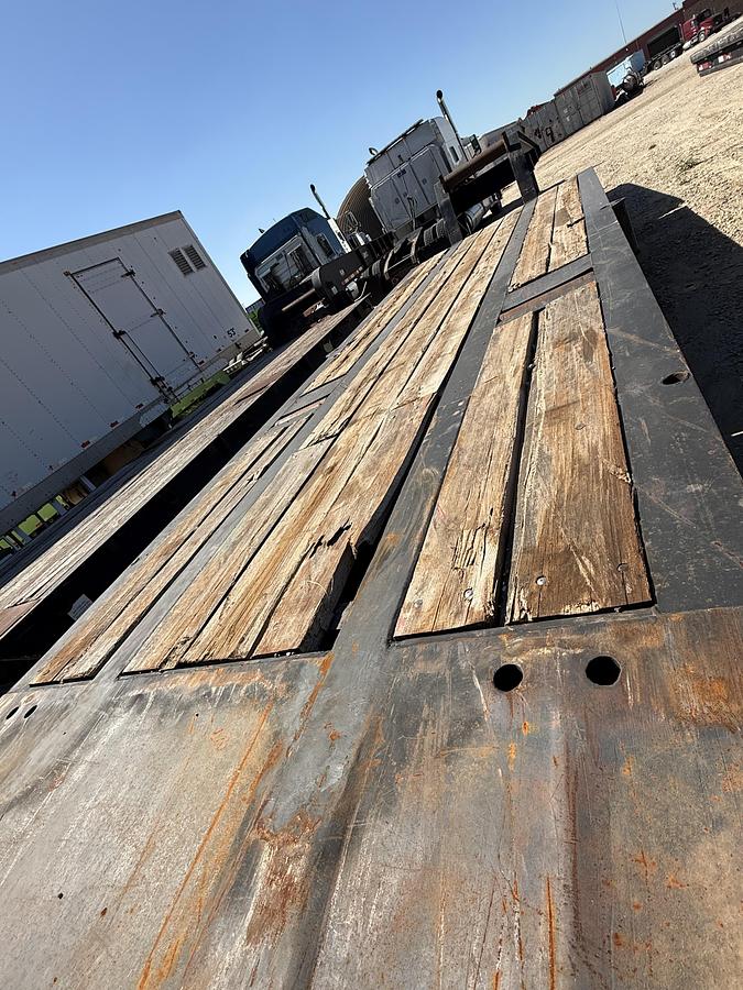 Used 2009 Nuttall Step Deck 4 Axel Trailer