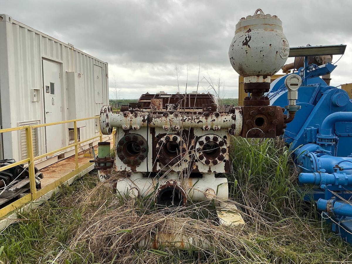 Used Continental FB-1300 Mud Pump 