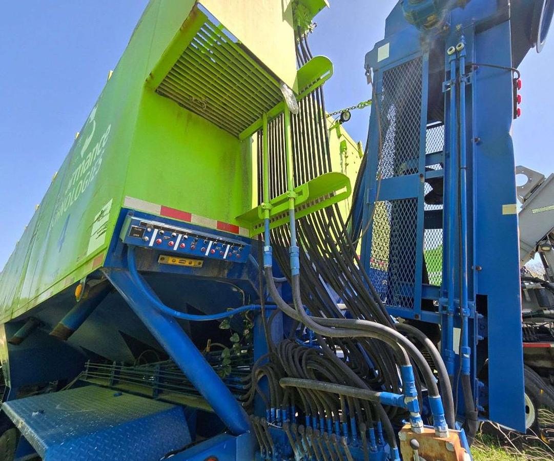 Used 2012 APPCO FS-40 T/A SAND HOG TRAILER