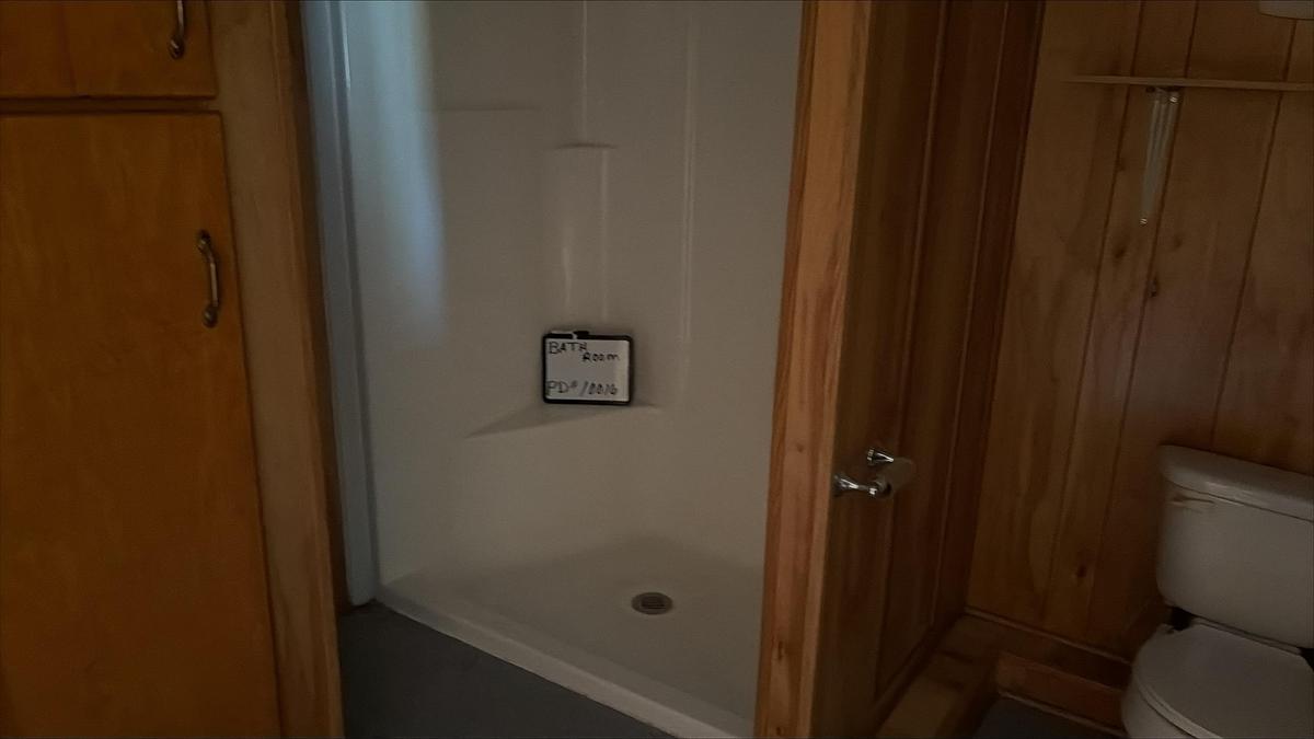 Used Crew House, Man Camp