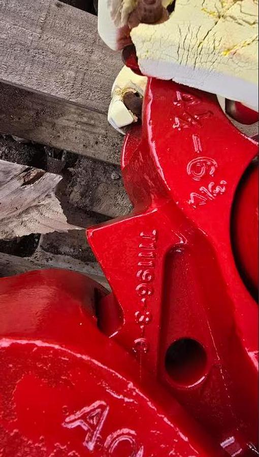 Used Manual Tongs Type B (4&1/4 - 6&3/4)