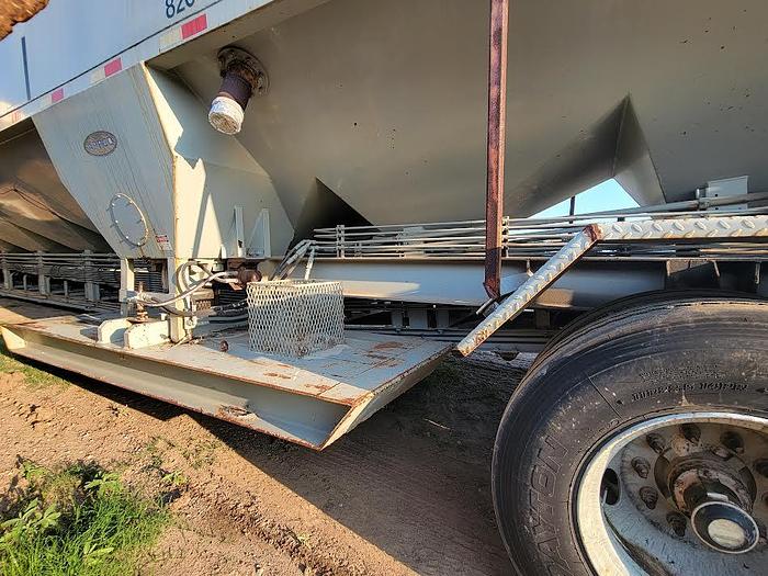 Used 2008 Appco Sand King FS-40 Portable Transfer Trailer