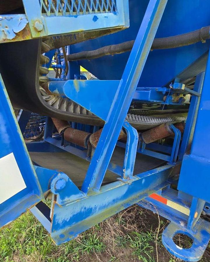 Used 2012 APPCO FS-40 T/A SAND HOG TRAILER