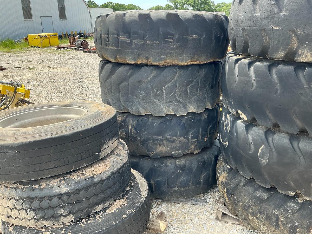 Used Dynamo DynaGrip Tires