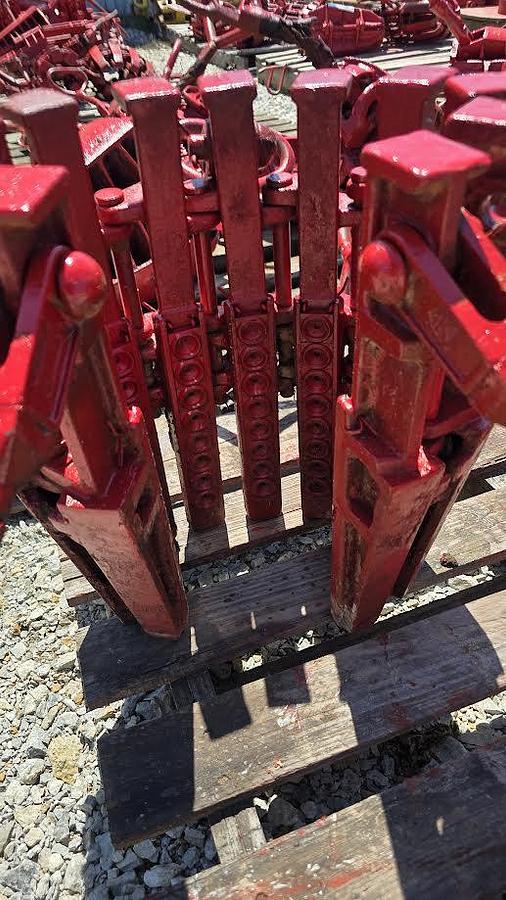 Used 6 3/4- 8 1/4 Type A Drill Collar Slips