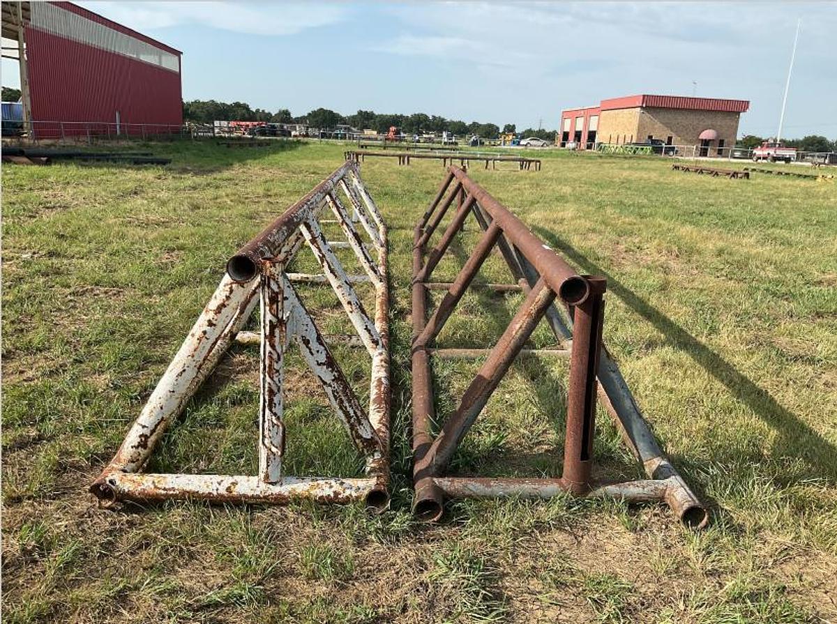 Used Pipe Racks – Set of 2