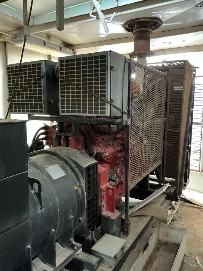 Used 2011 Cummins 500kw Diesel Generator
