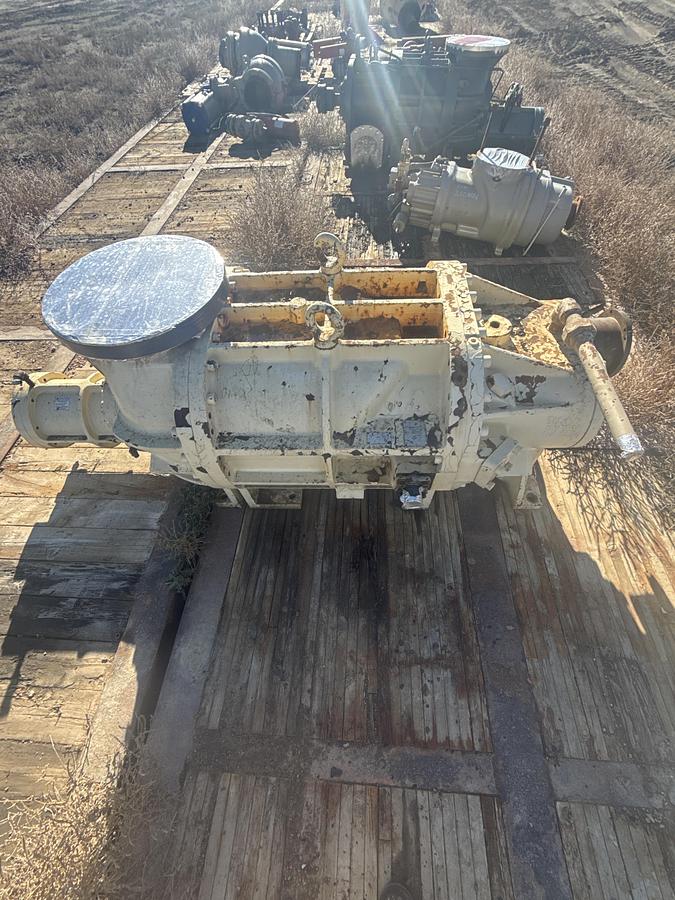 Used FRICK ROTARY SCREW COMPRESSOR TDS33555U