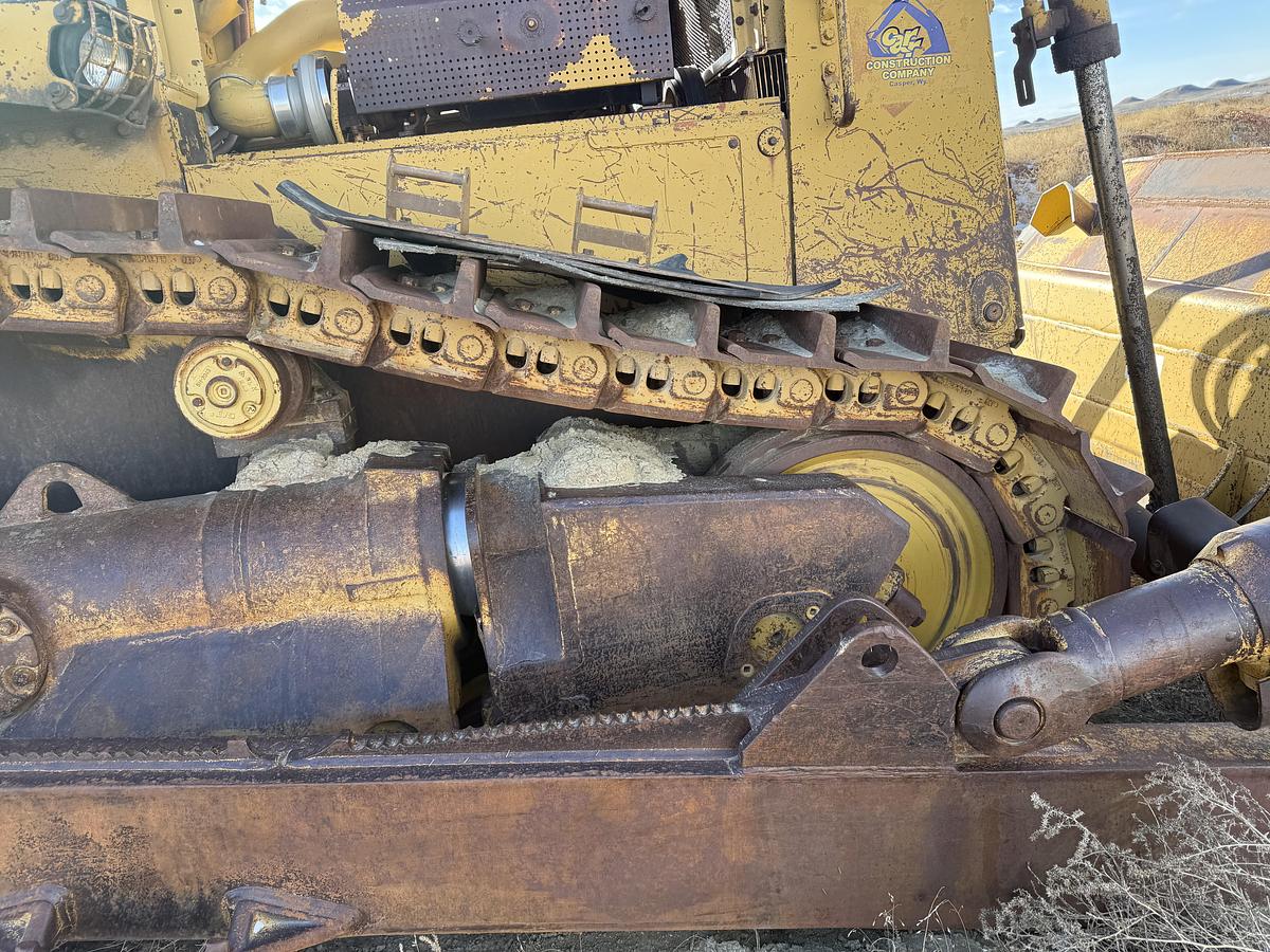 Used Caterpillar D9R Bulldozer 