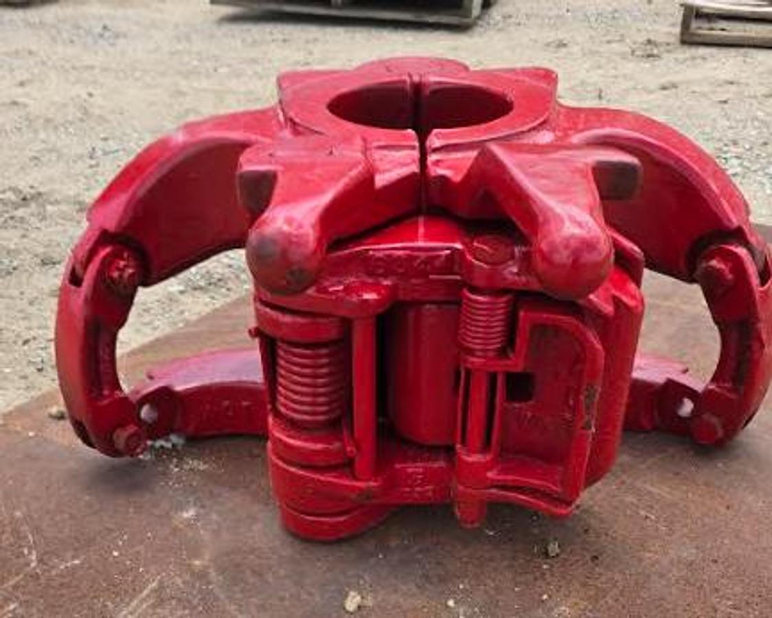 Used 4 1/2 250 TON DRILL PIPE ELEVATOR