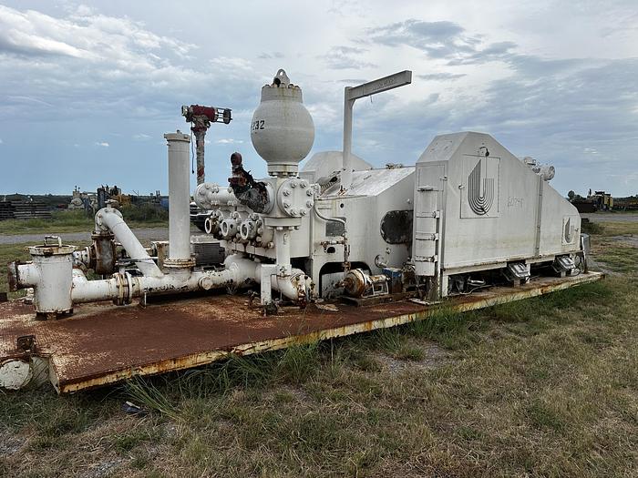 Used TFI/ Continental Emsco F-1600 Mud Pump