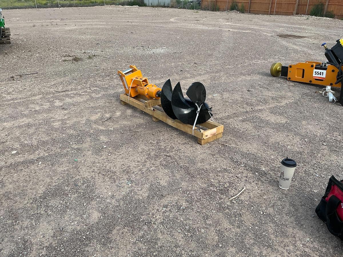 Used 2026 GIYI Excavator Auger - Fits Cat 305 (Unused)