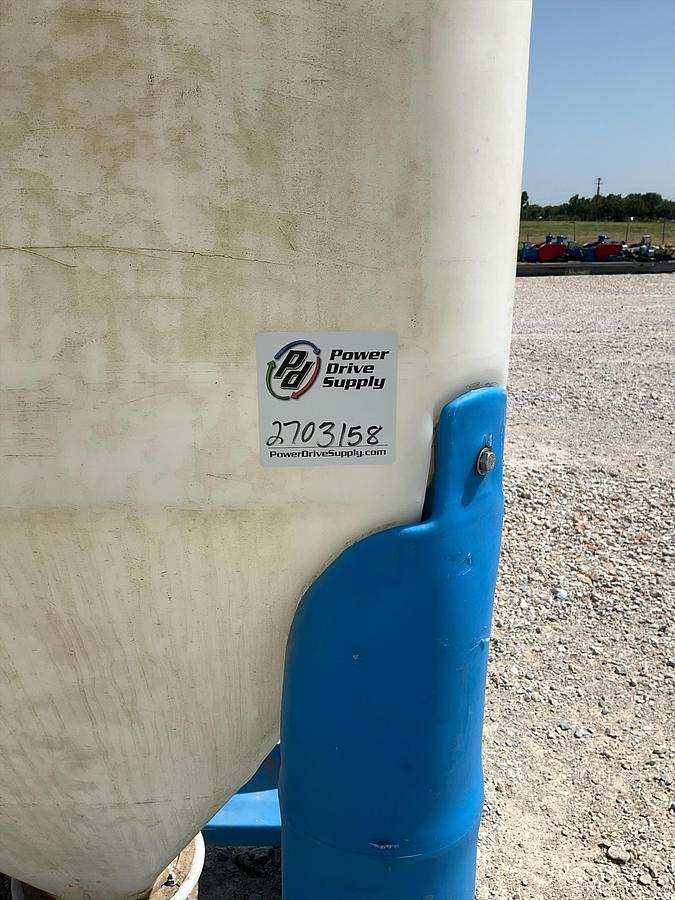Used Snyder Flowmaster Plastic Hopper