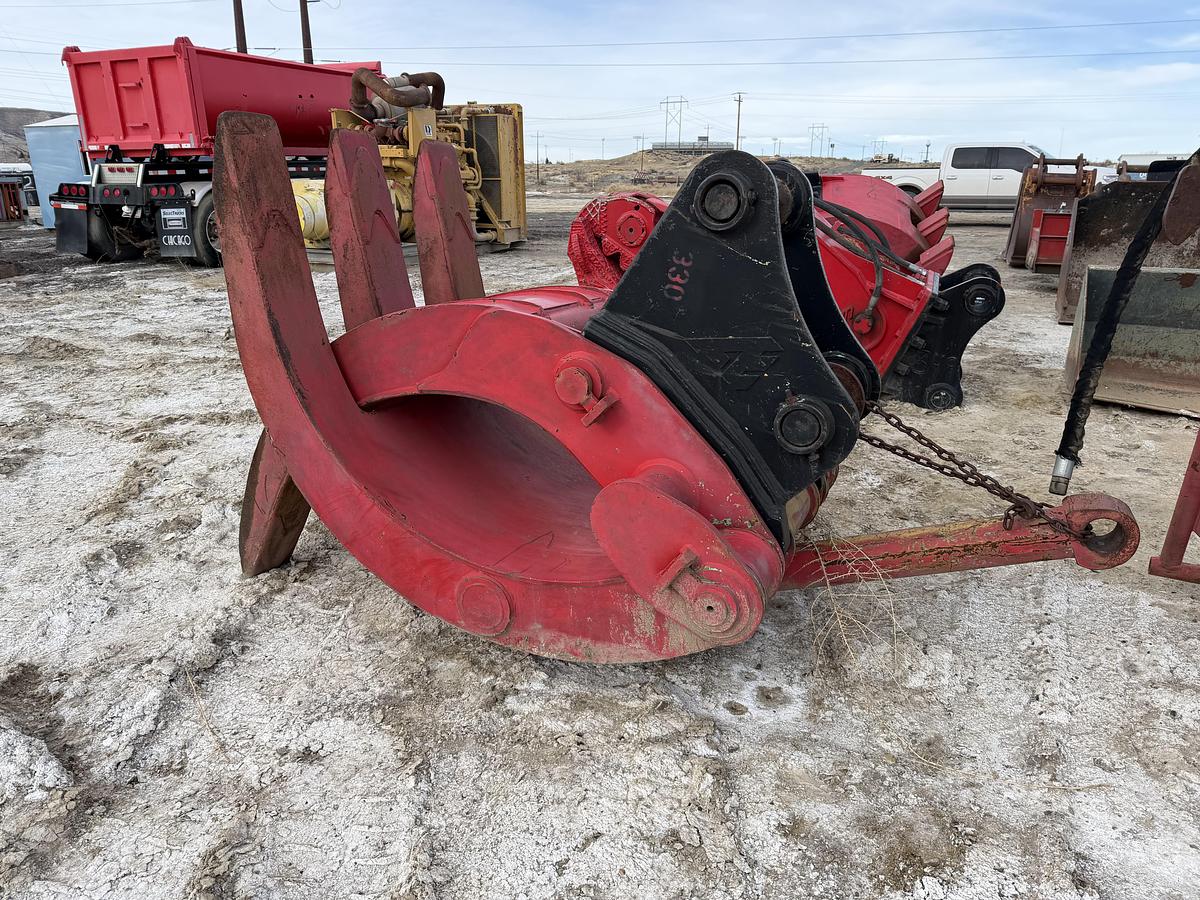 Used AE 330 Scrap Claw