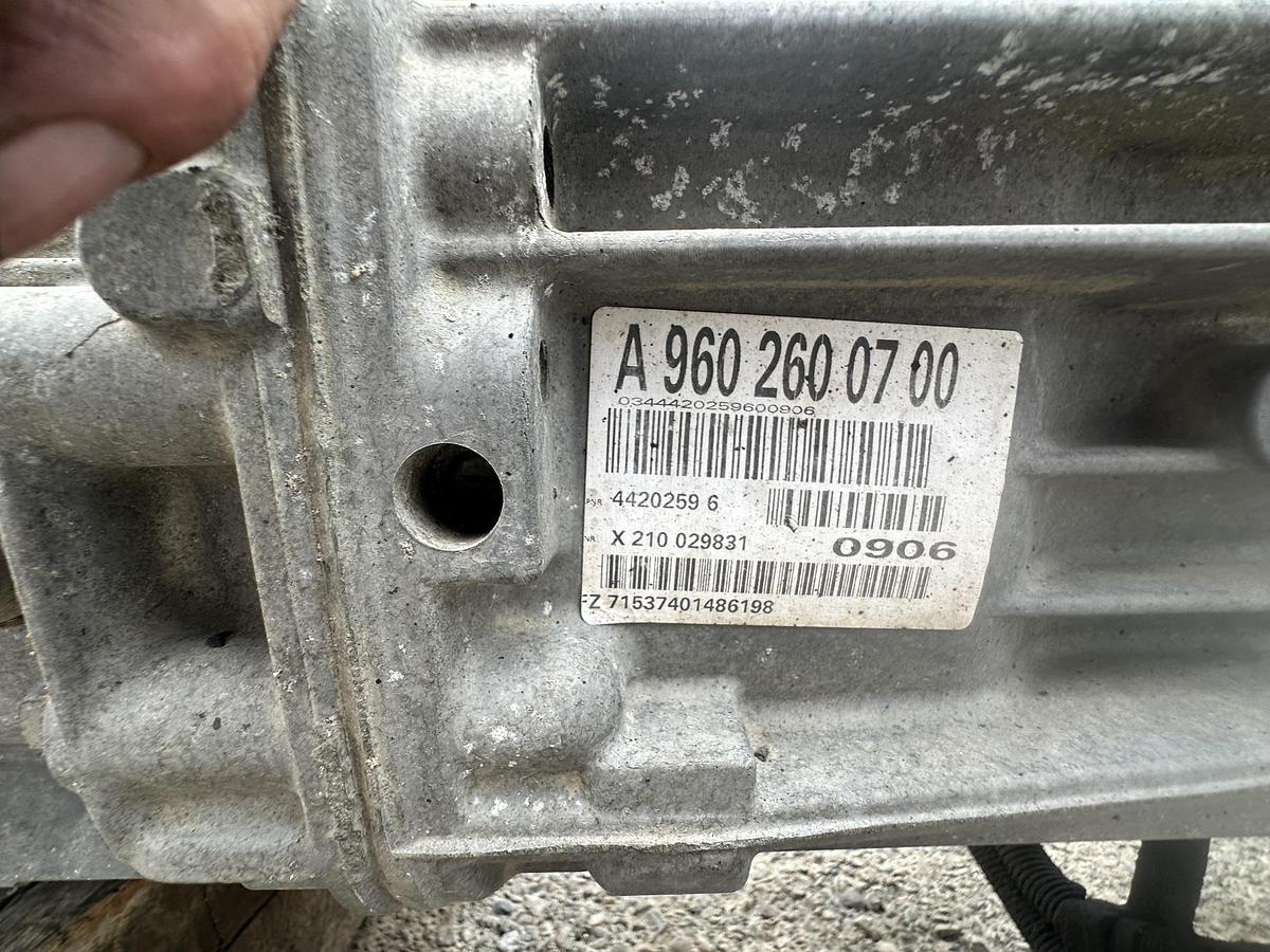 Used 2014 DETROIT DIESEL Engine: EDDXH14    Transmission Mercedes model A 960 261 9603 AUTO/MANUAL 12 speed