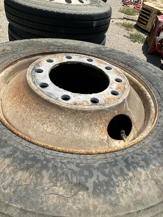 Used Firestone F5560