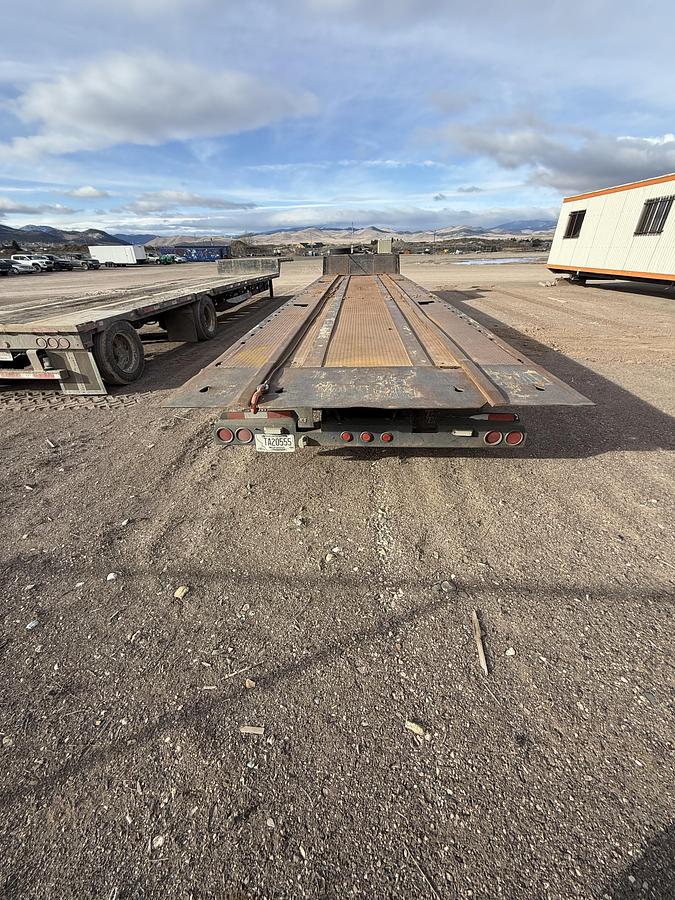 Used 1999 Landoll 50 Ton Tilt-Deck 