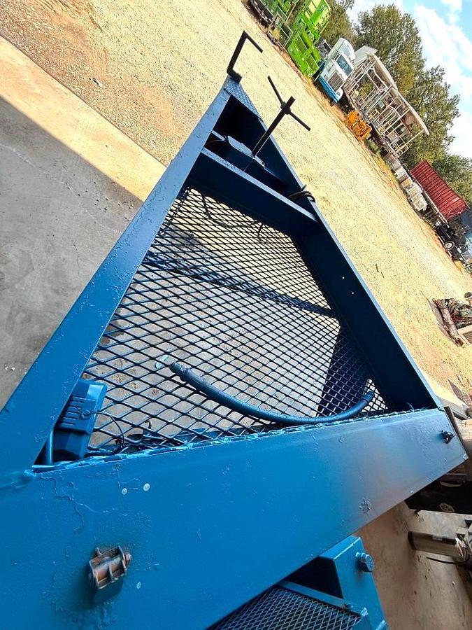 Used Logan Oil Tools 2.5-85 Ton Trailered Power Swivel