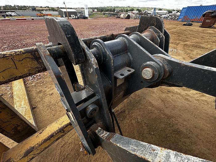 Used John Deere 624 K