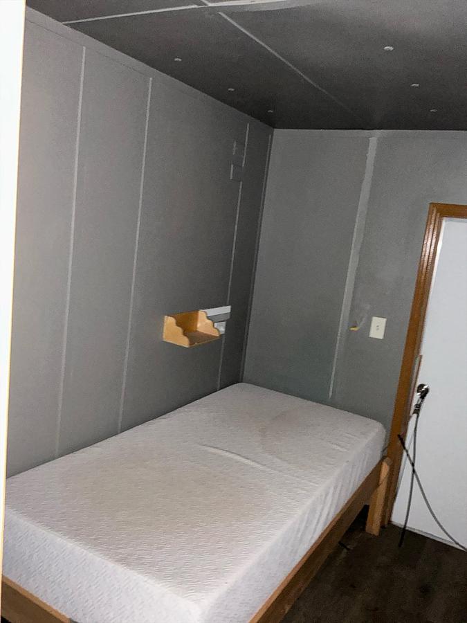 Used 3 Bdrm 2 Bth Man Camp