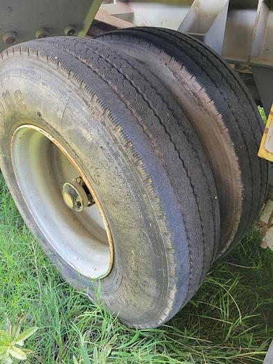 Used 2010 Appco Sand King FS-40 Portable Transfer Trailer