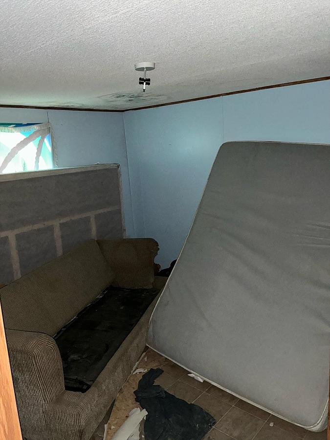 Used Crew House (Mobile Home)
