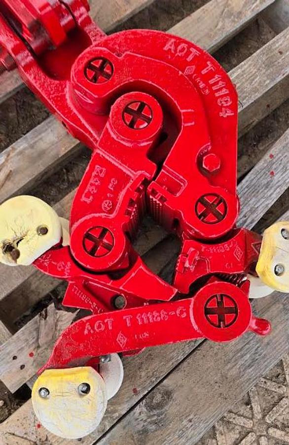 Used Manual Tongs Type B (4&1/4 - 6&3/4)