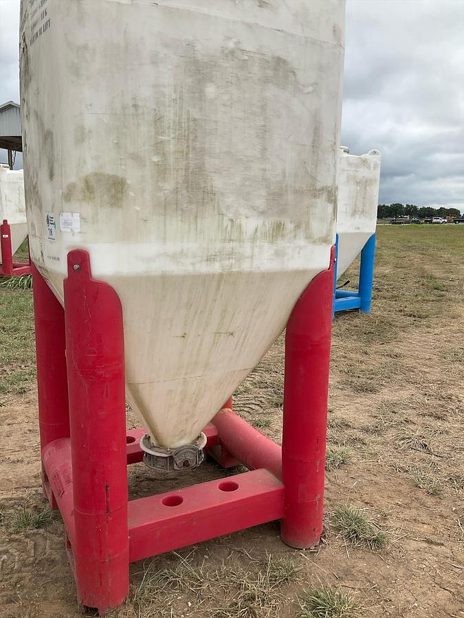 Used Snyder Flow Master Hopper