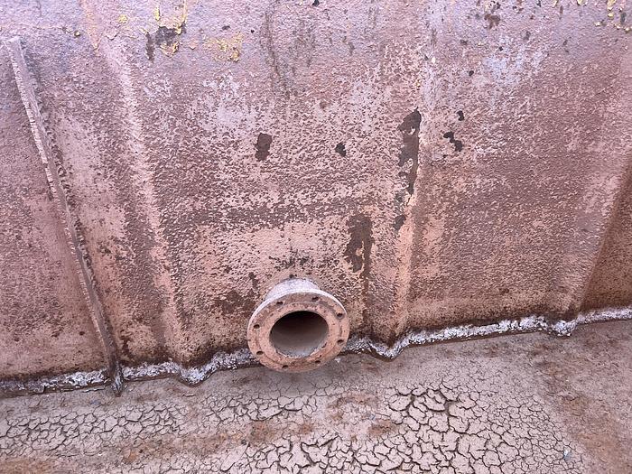 Used Mud Mixing Tank 200 BBL with shaker