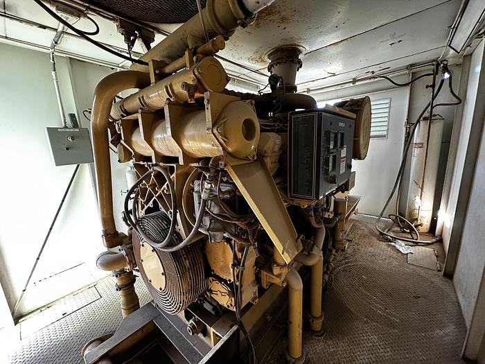Used 2002 Cat 3508-B 800KW Generator