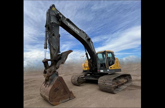 Used 2014 Volvo ECR305CL Tracked Excavator with Hydraulic Thumb