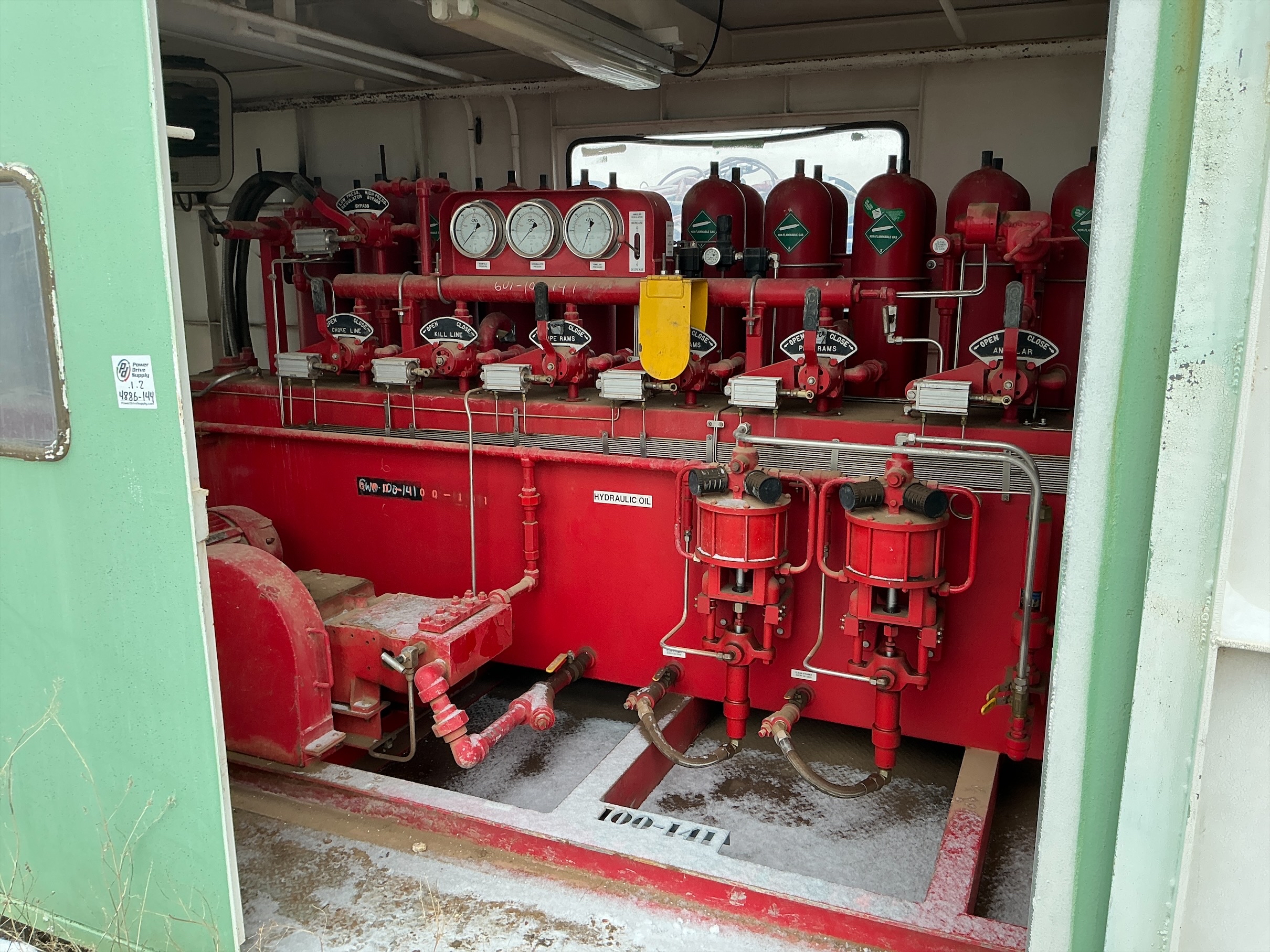 Used 6 Station Koomey/Accumulator CAD Control