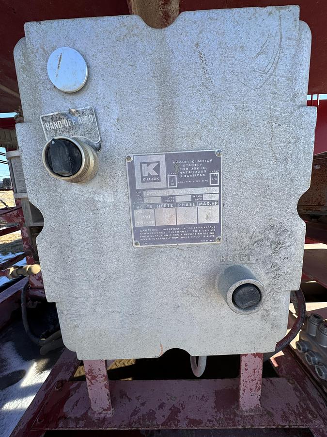 Used 4 STATION ACCUMULATOR CLOSING UNIT